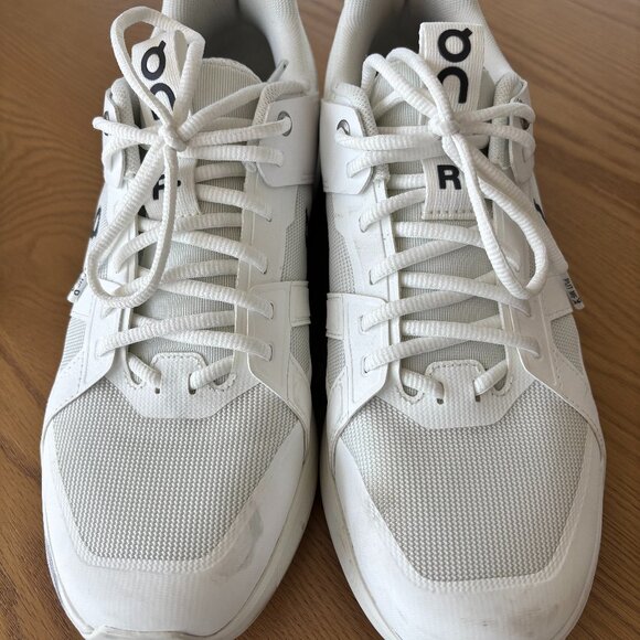 On Clouds The Roger Swiss Technology Sneaker - Picture 1 of 7
